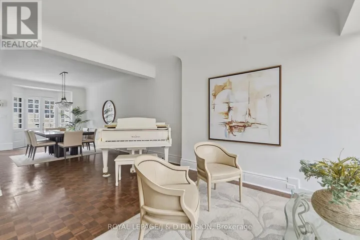 18 TRANBY AVENUE, Toronto (Annex), Ontario M5R1N5