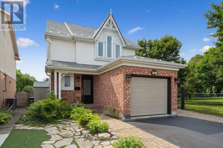 22 THOMPSON DRIVE, Guelph (Grange Road), Ontario N1E7A5