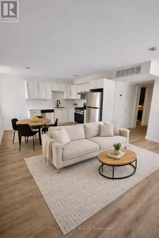 2 - 30 STIRTON STREET, Hamilton (Gibson), Ontario L8L6E8