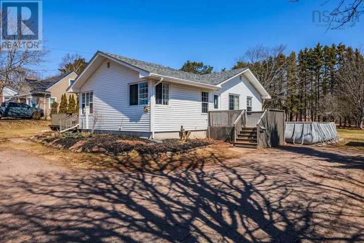 56 Regent Street, Amherst, Nova Scotia B4H3T1