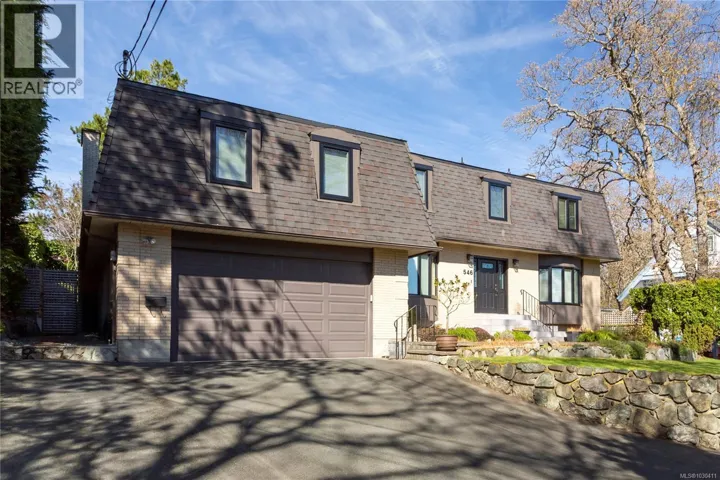 546 St. Charles St, Victoria, British Columbia V8S3N7