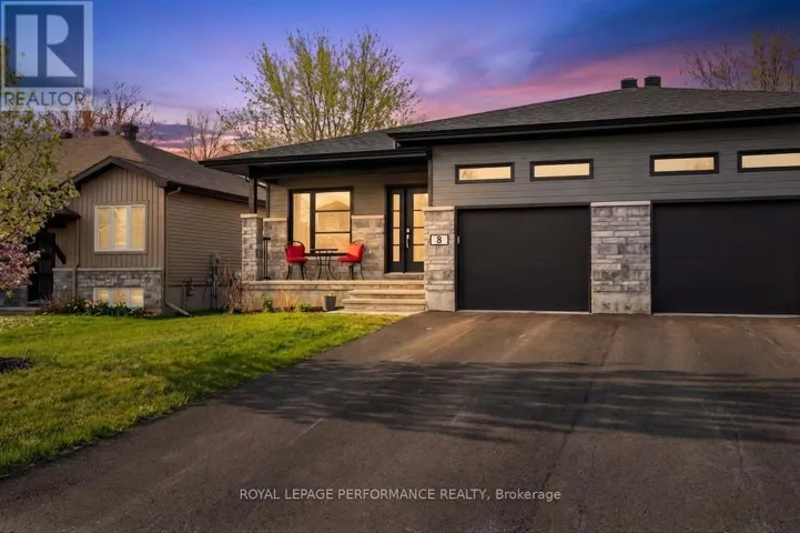 8 BRITTANY STREET, North Stormont, Ontario K0A1R0