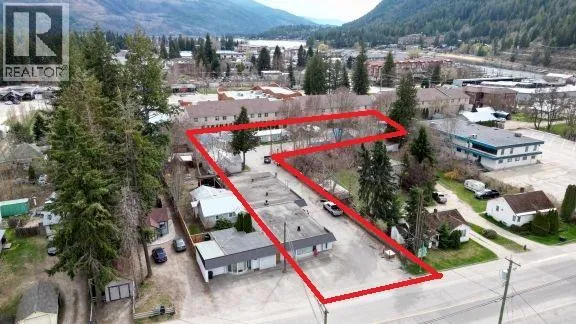 231 Finlayson Street, Sicamous, British Columbia V0E2V1