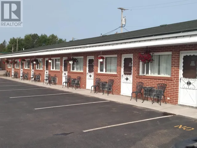 164 Mission RD, Wawa, Ontario P0S1K0