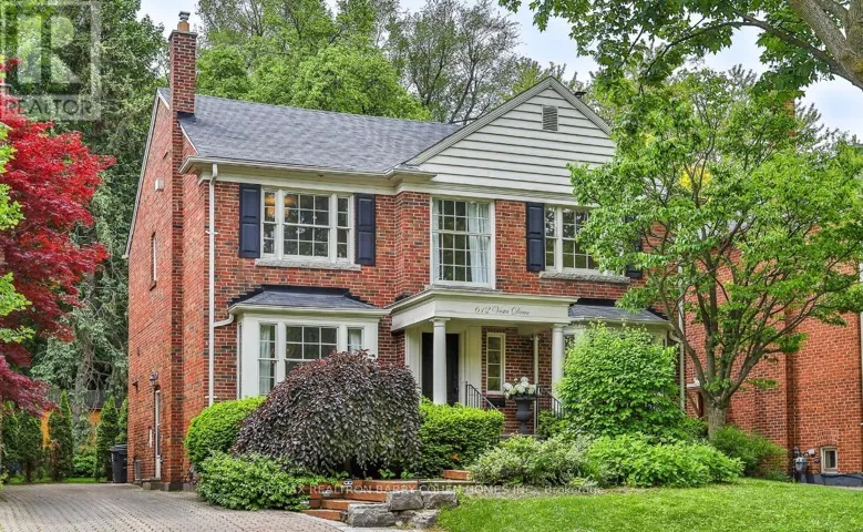 612 VESTA DRIVE, Toronto (Forest Hill North), Ontario M5N1H9