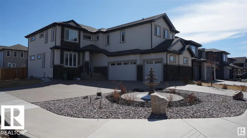 707 180 ST SW, Edmonton, Alberta T6W2S8