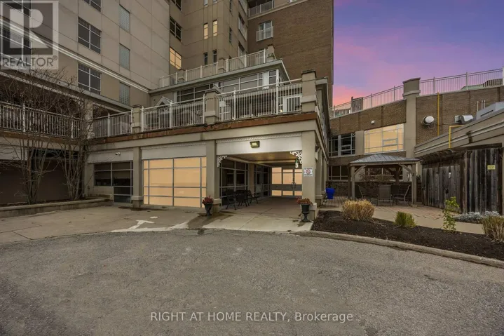 53 - 74 ROSS STREET, Barrie (Queen's Park), Ontario L4N1G3