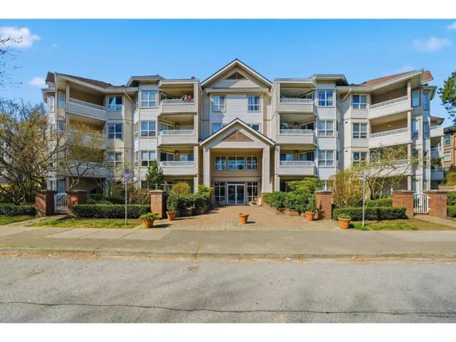 110 8139 121A STREET, Surrey, British Columbia V3W0Z2