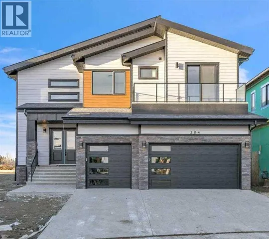 384 watercrest Place, Chestermere, Alberta T1X2Y7
