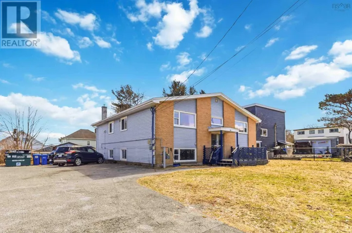 26 Randall Avenue, Halifax, Nova Scotia B3M1E2