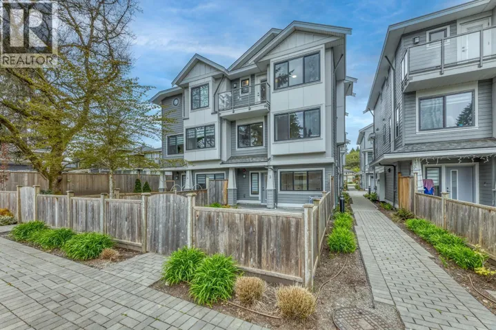 3 1750 SALISBURY AVENUE, Port Coquitlam, British Columbia V3B1X7