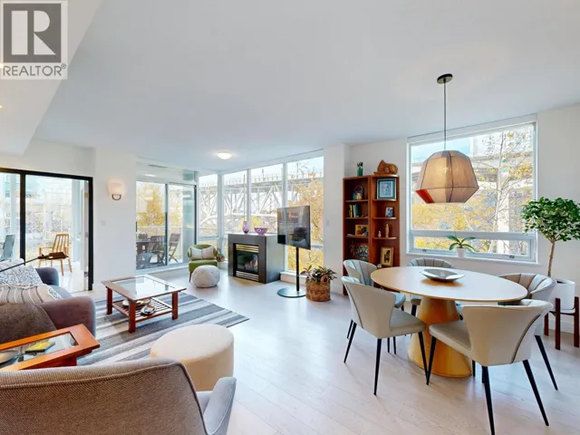 503 638 BEACH CRESCENT, Vancouver, British Columbia V6Z3H4