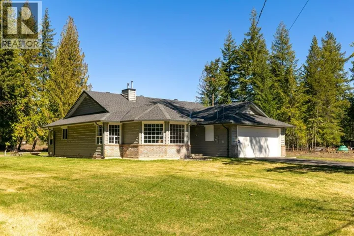 3789 Zinck Road, Scotch Creek, British Columbia V0E1M5