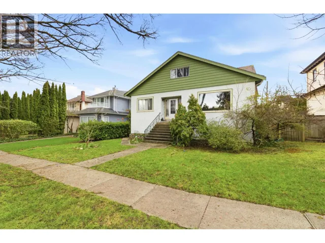 3348 W 21ST AVENUE, Vancouver, British Columbia V6S1G7