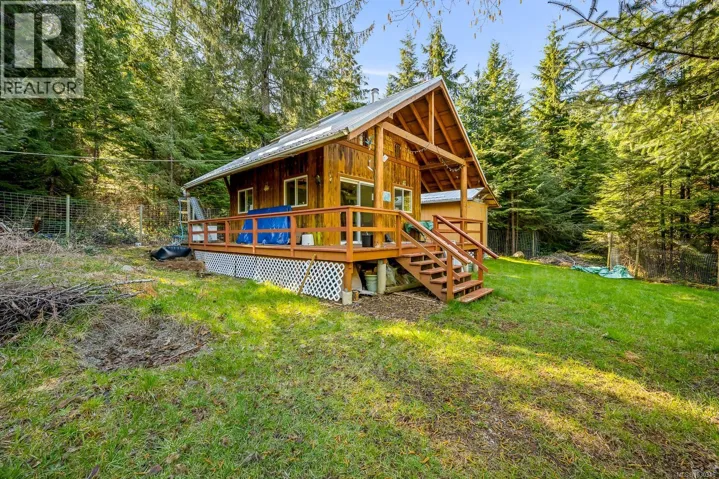 1632 Carrington Bay Rd, Cortes Island, British Columbia V0P1Z0