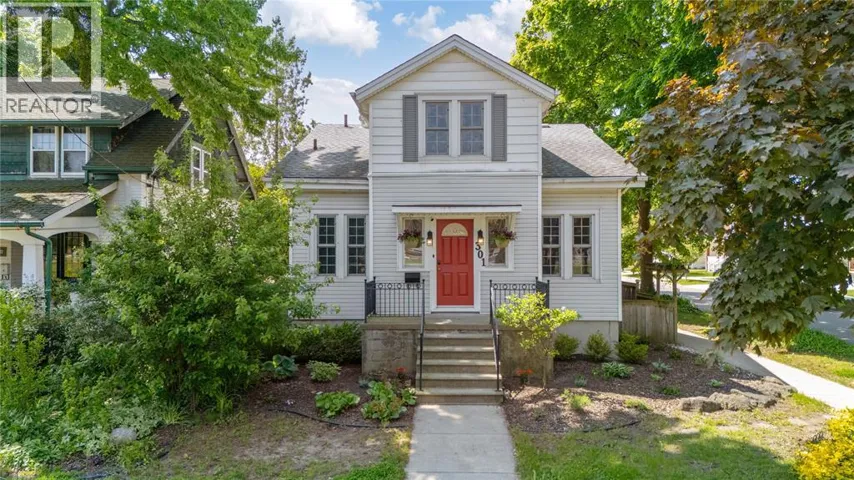 301 TALFOURD STREET, Sarnia, Ontario N7T1P4