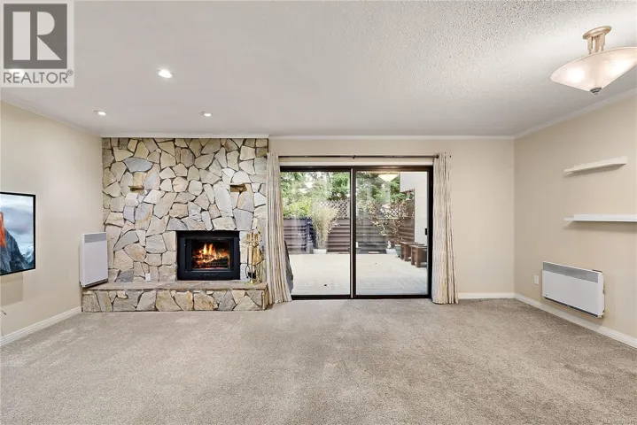 13 897 Admirals Rd, Esquimalt, British Columbia V9A2P1