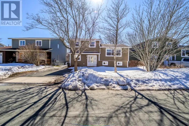 15 Stirling Crescent, St. John's, Newfoundland & Labrador A1A4G3