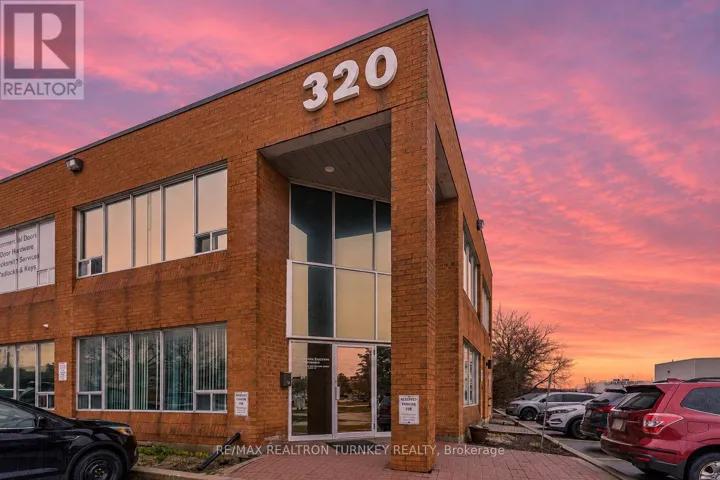 13 - 320 HARRY WALKER PARKWAY N, Newmarket (Newmarket Industrial Park), Ontario L3Y7B4