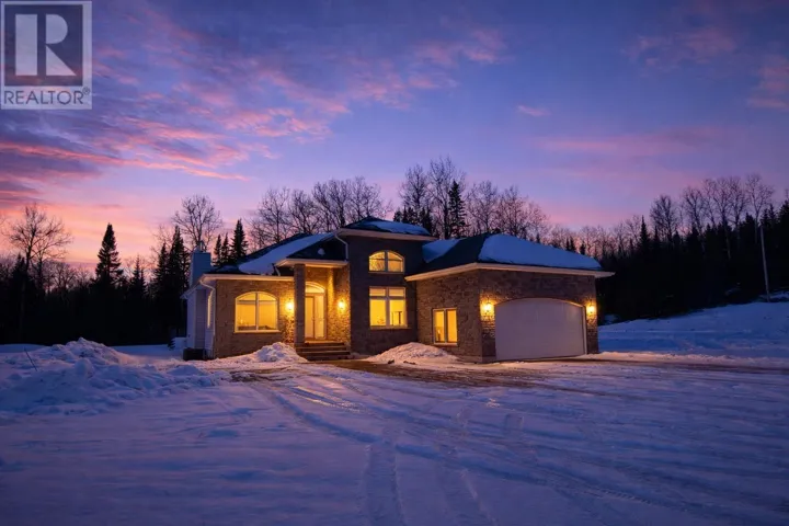 3095 Alice AVE, Thunder Bay, Ontario P7G1X4