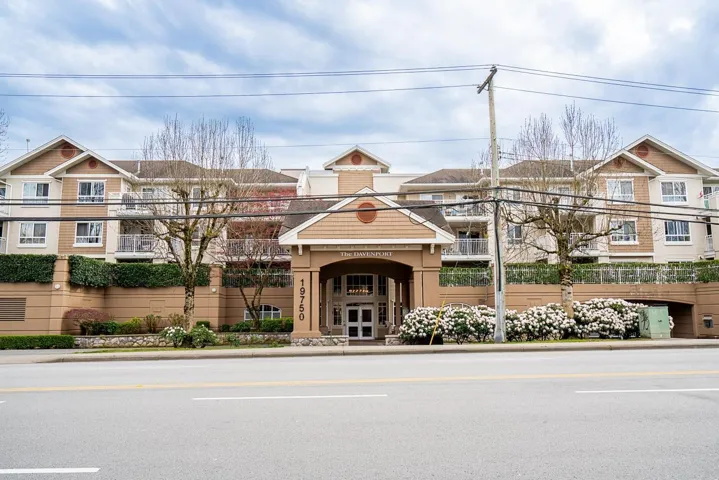 307 19750 64 AVENUE, Langley, British Columbia V2Y2T1