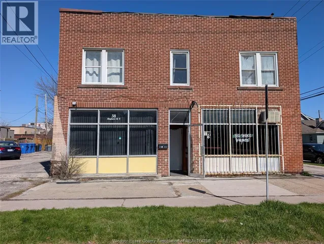 38 SHEPHERD, Windsor, Ontario N8X2J8