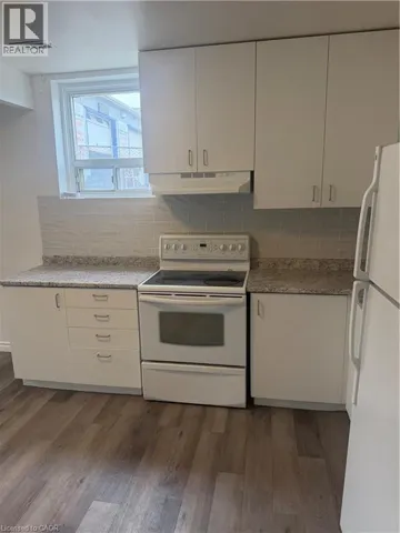 1576 BARTON Street E Unit# LOWER, Hamilton, Ontario L8H2X8