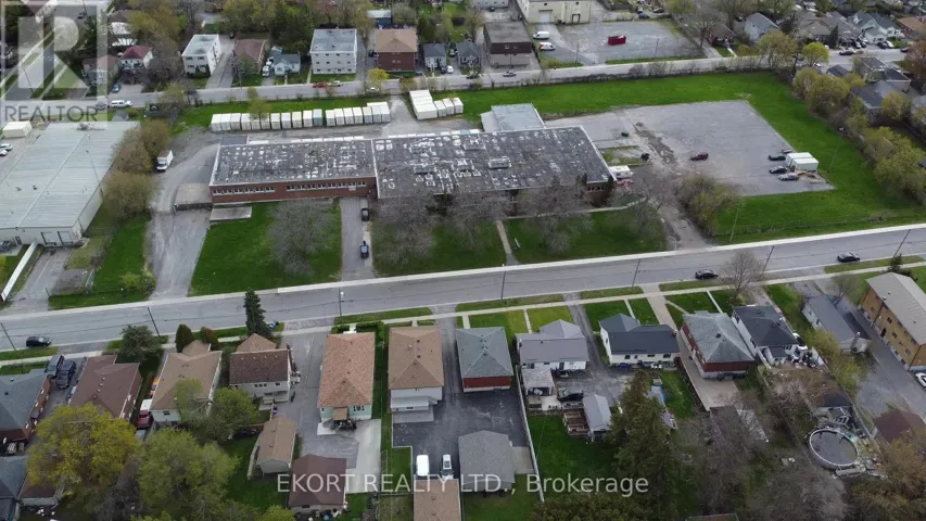 102 FRASER STREET, Kingston (East of Sir John A. Blvd), Ontario K7K2J2