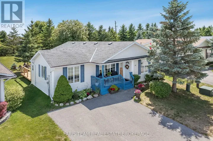 61 PENNSYLVANIA AVENUE, Wasaga Beach, Ontario L9Z3A8