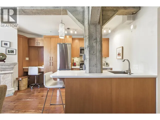512 1216 HOMER STREET, Vancouver, British Columbia V6B6K5