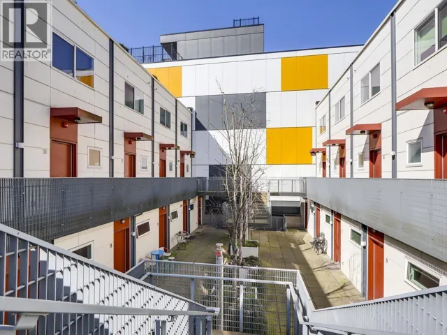 312 557 E CORDOVA STREET, Vancouver, British Columbia V6A1L8