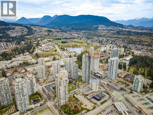 2301 3008 GLEN DRIVE, Coquitlam, British Columbia V3B0J5