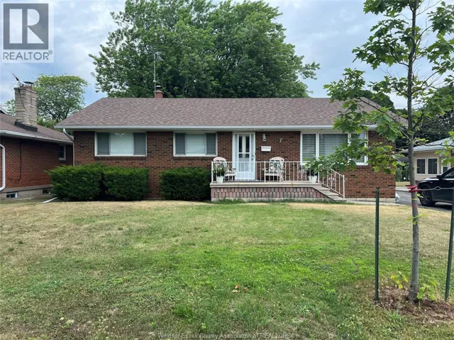 7 GLADSTONE AVENUE, Leamington, Ontario N9Y2H4