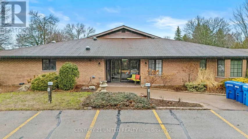 3 - 660 WHITAKER STREET, Peterborough (Ashburnham Ward 4), Ontario K9H7L5
