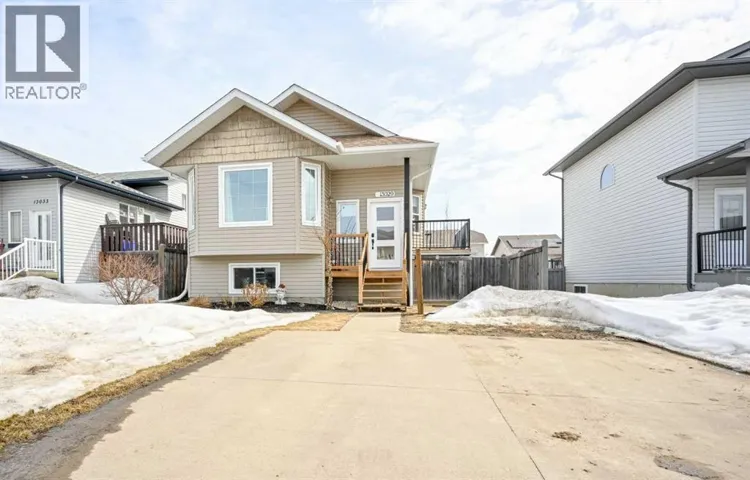13029 90 Street, Grande Prairie, Alberta T8X0A9