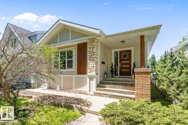 9328 94 ST NW, Edmonton, Alberta T6C3V7