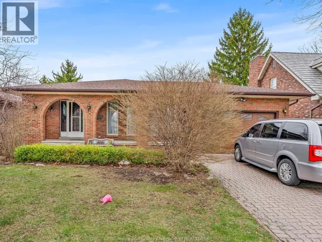 2880 ST. CLAIR ALLEY, Windsor, Ontario N9E4B4