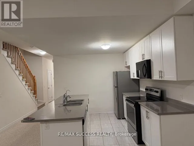 4 - 77 DIANA AVENUE, Brantford, Ontario N3T0R6