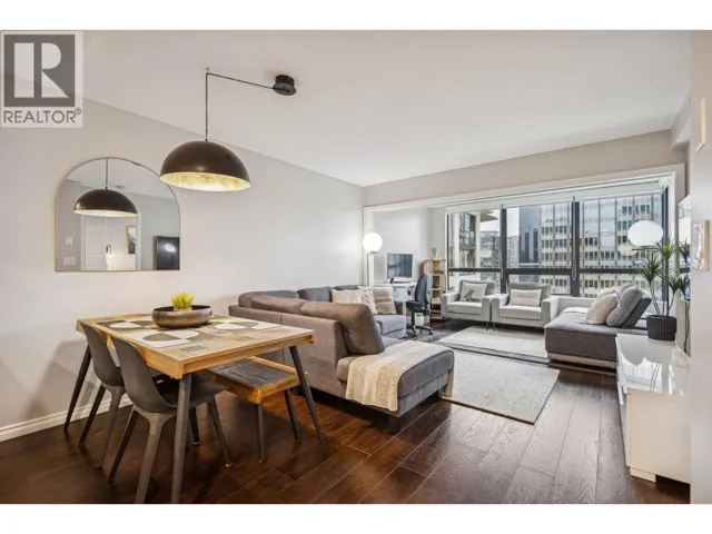 2205 938 SMITHE STREET, Vancouver, British Columbia V6Z0A4