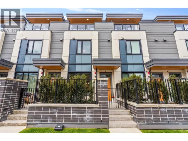 3973 FLEMING STREET, Vancouver, British Columbia V5N0J1