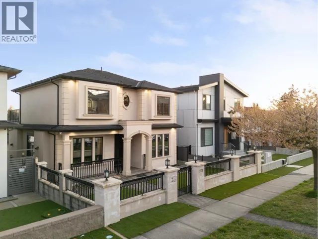 460 E 60TH AVENUE, Vancouver, British Columbia V5X1Z9