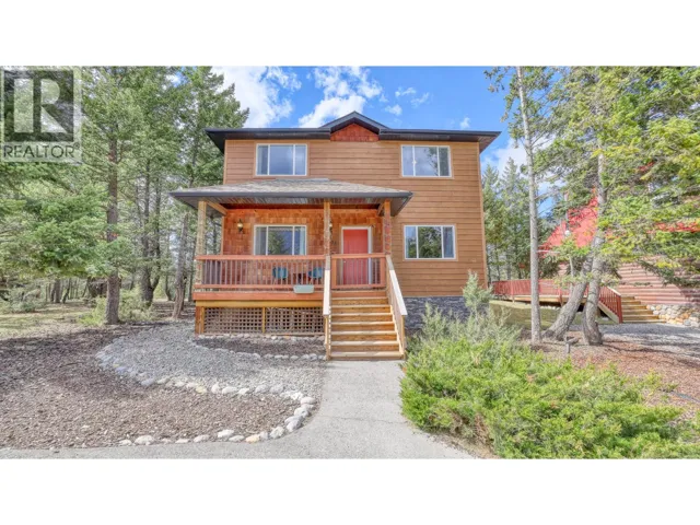 7491 Pine Cone Lane, Radium Hot Springs, British Columbia V0A1M0
