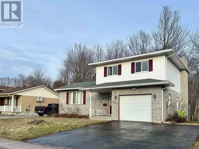 333 Parkland CRES, Sault Ste. Marie, Ontario P6A6R3
