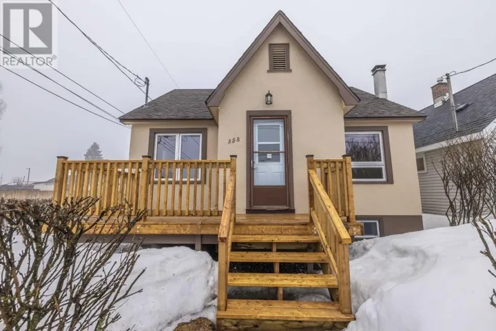 358 Dewe Ave, Thunder Bay, Ontario P7A2G4
