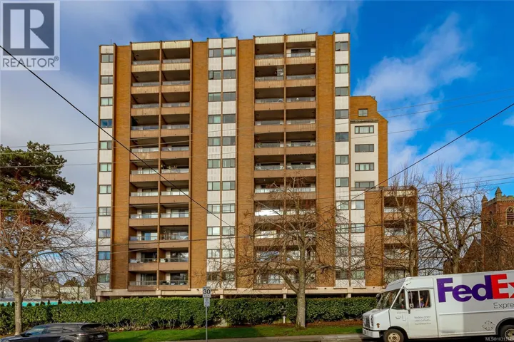 1109 1630 Quadra St, Victoria, British Columbia V8W3J5