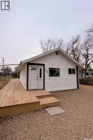 118 2nd STREET E, Lafleche, Saskatchewan S0H2K0