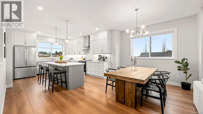 4014 Southwalk Dr, Courtenay, British Columbia V9N0B3