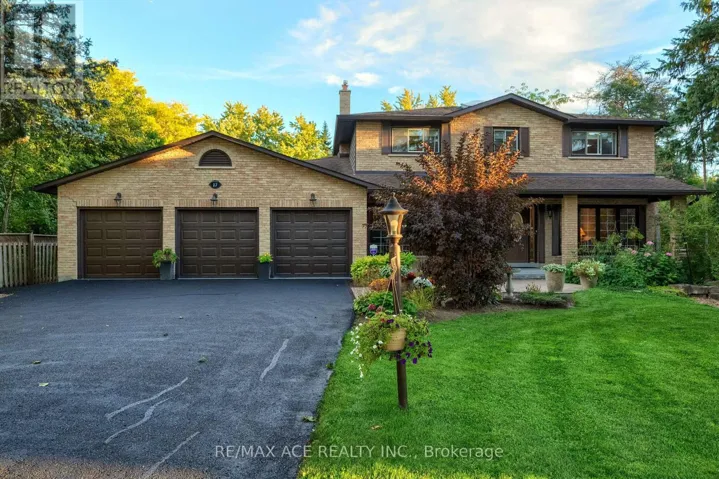17 BLACK WILLOW COURT, Richmond Hill (Oak Ridges), Ontario L4E2M7