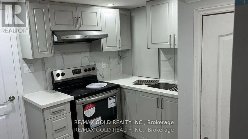 85 HUMBERSTONE CRES BSMT, Brampton (Northwest Brampton), Ontario L7A4B8