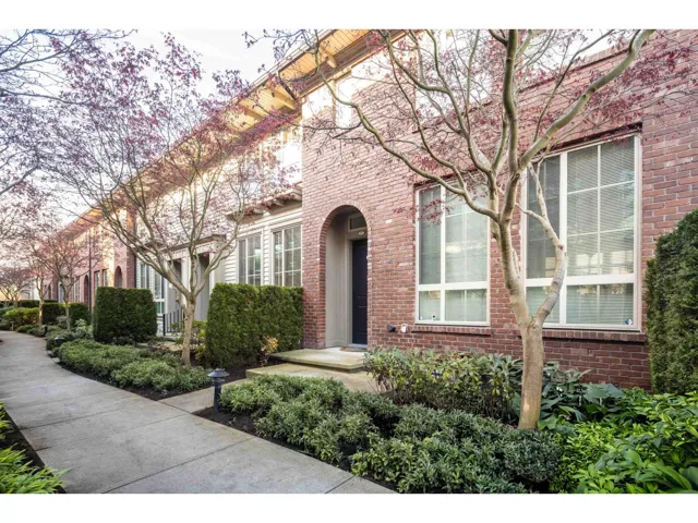 27 16260 23A AVENUE, Surrey, British Columbia V3Z0P7